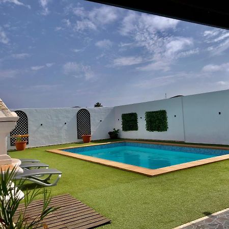 Villa Miriam ตินาโค ภายนอก รูปภาพ