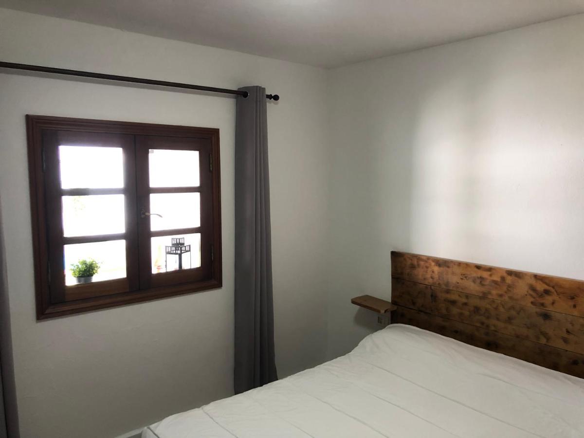 Villa Miriam ตินาโค ภายนอก รูปภาพ