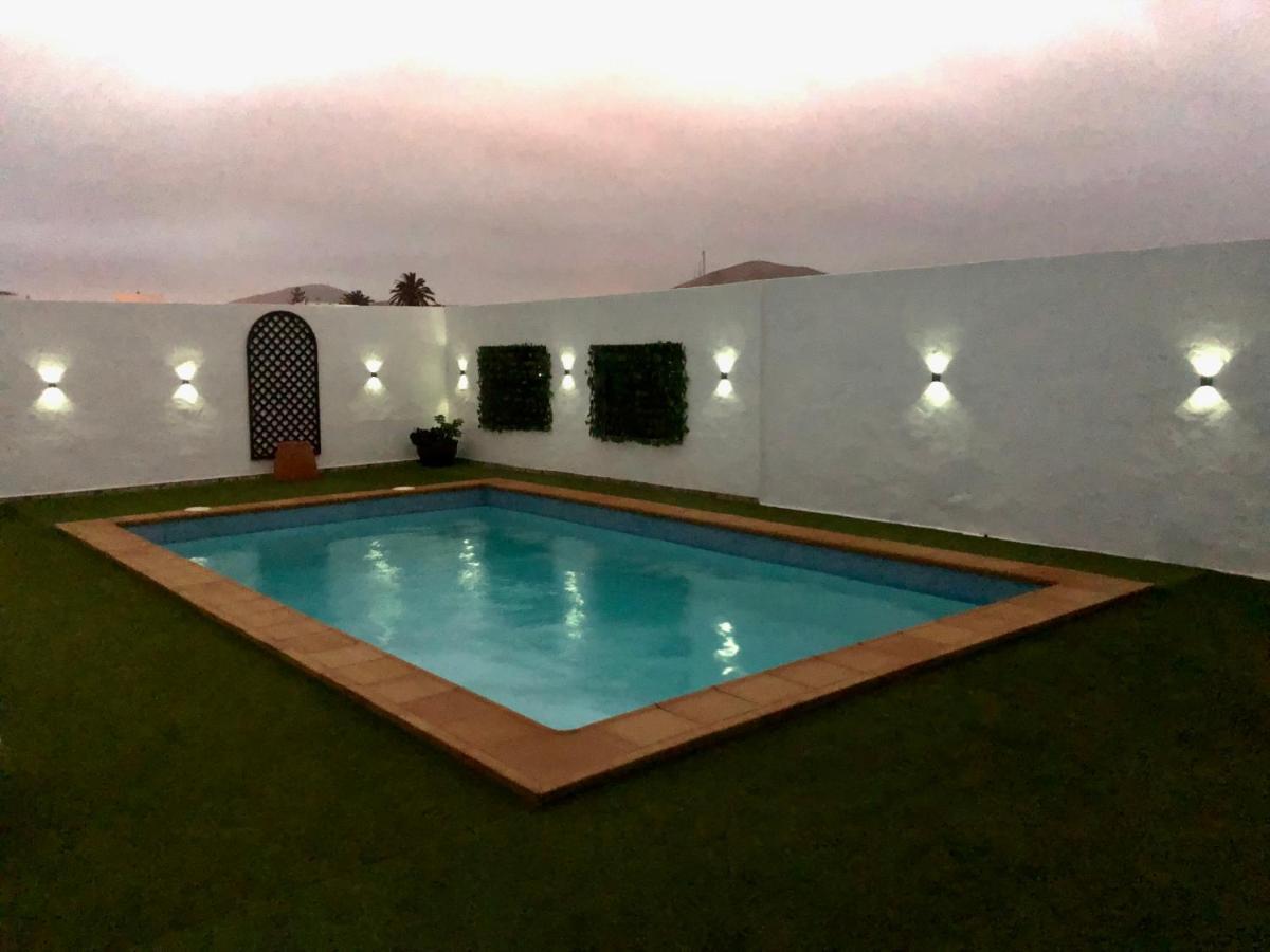 Villa Miriam ตินาโค ภายนอก รูปภาพ